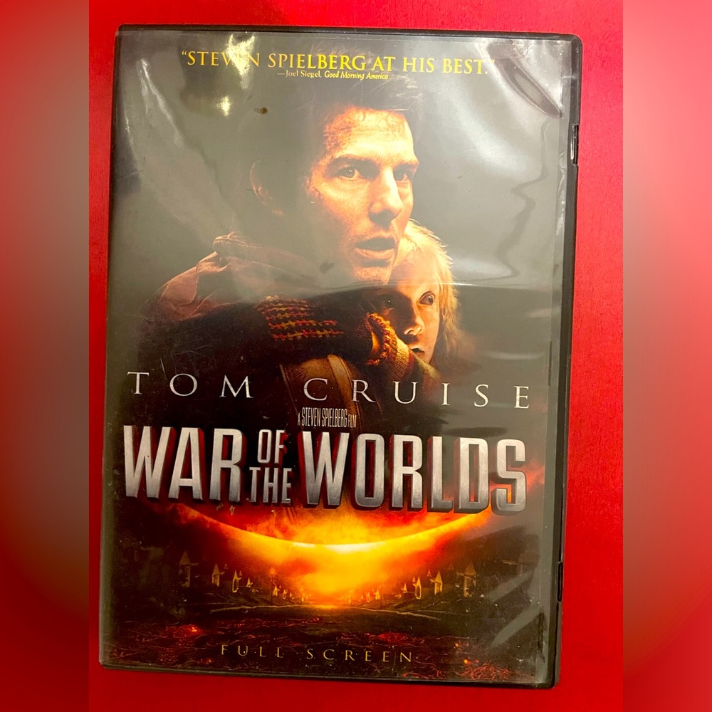 War of the Worlds DVD featuring Tom Cruise